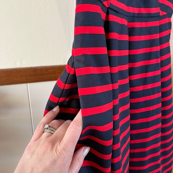 GAP Striped Short Sleeve V-Neck Fit & Flare Mini Dress Pockets Red Blue Womens 0 - Picture 6 of 12
